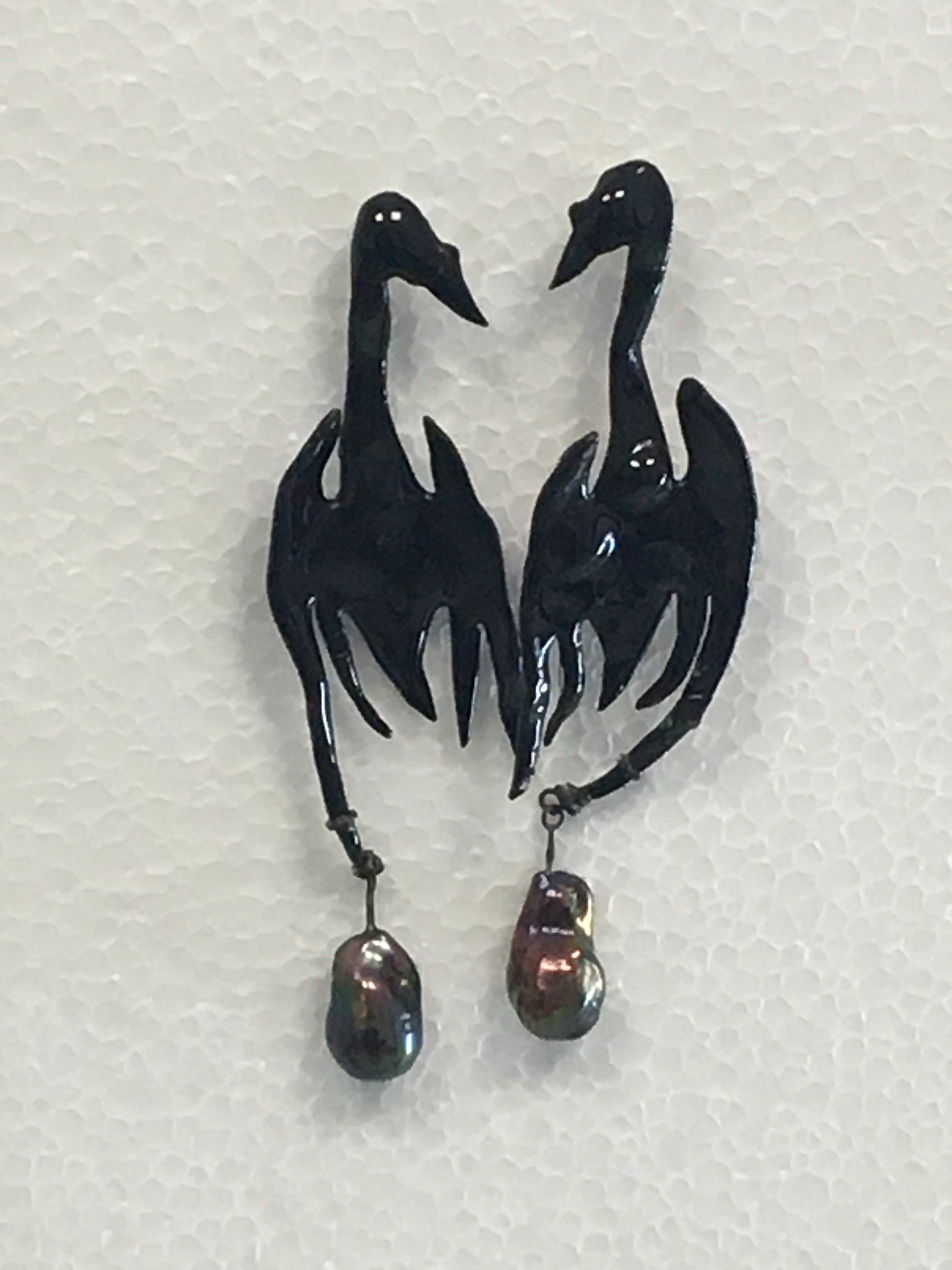 BLACK SWANS sold out