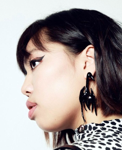 BLACK SWANS sold out